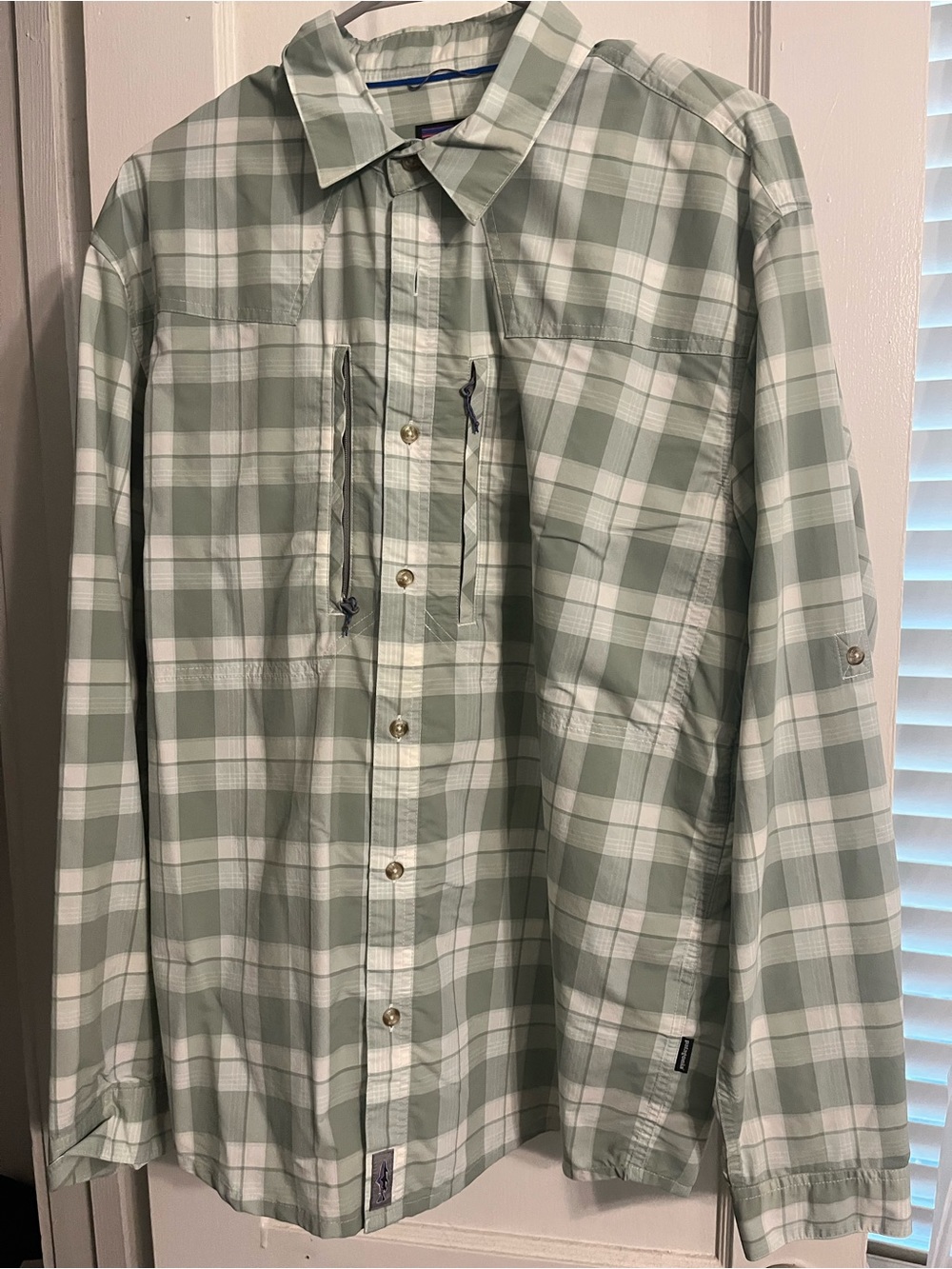 Men’s Patagonia Sun Stretch fishing shirt long sleeve medium
